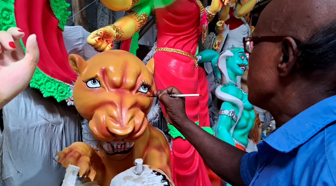 হবিগঞ্জে ৬৬৩ মণ্ডপে চলছে দুর্গাপূজার প্রস্তুতি